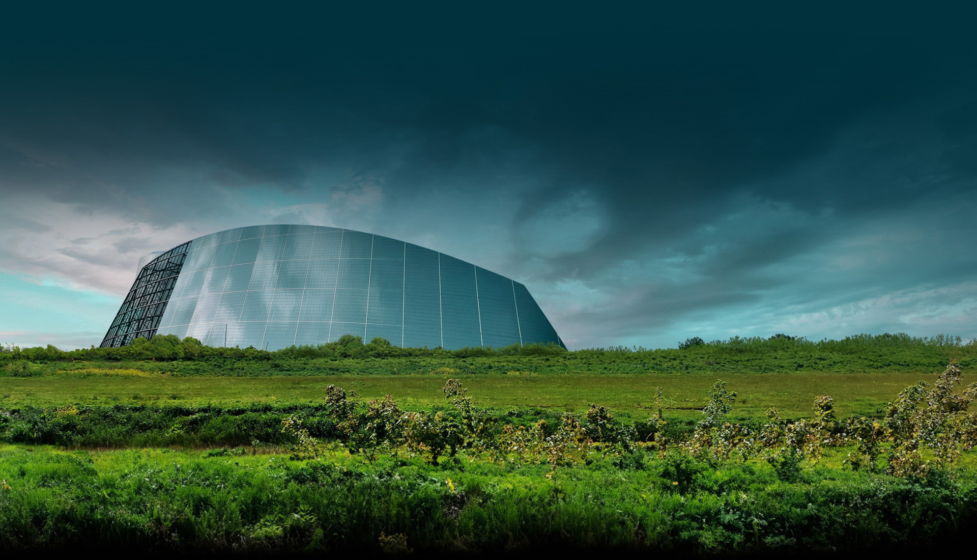 Concept art for Nium's Mega Minion. Based on the architecture of the Viborg power station.